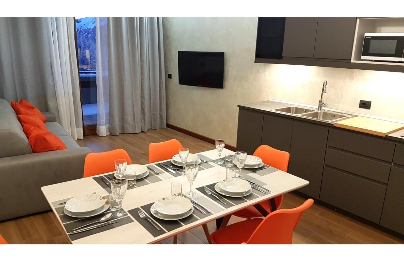 Orange Fox Cervinia Apartment Vda Vacanze In Vetta Cir 0185 Breuil-Cervinia Exteriör bild